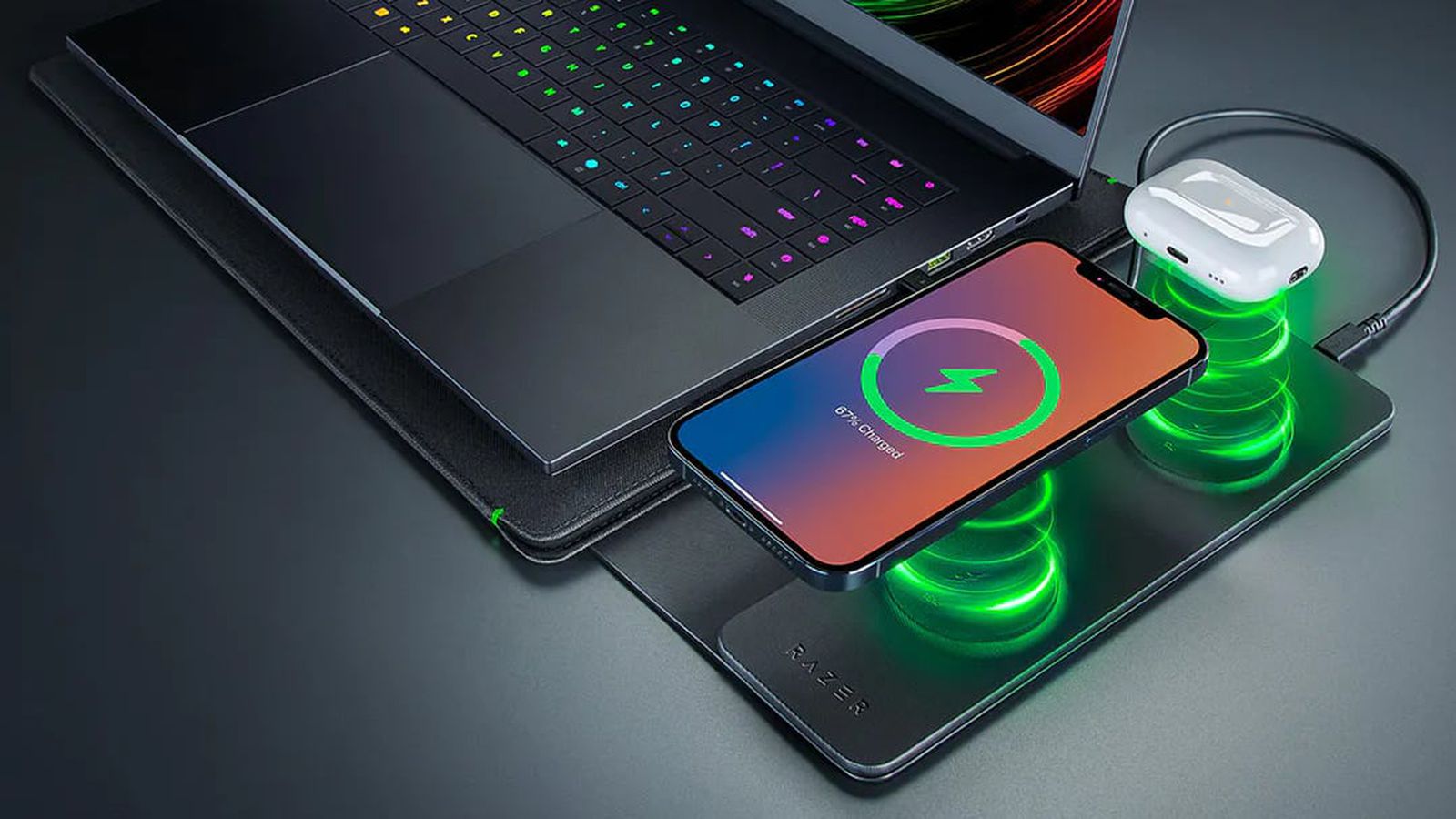 Razer, iPhone 및 AirPods 충전을 위한 MagSafe 호환 노트북 슬리브 출시