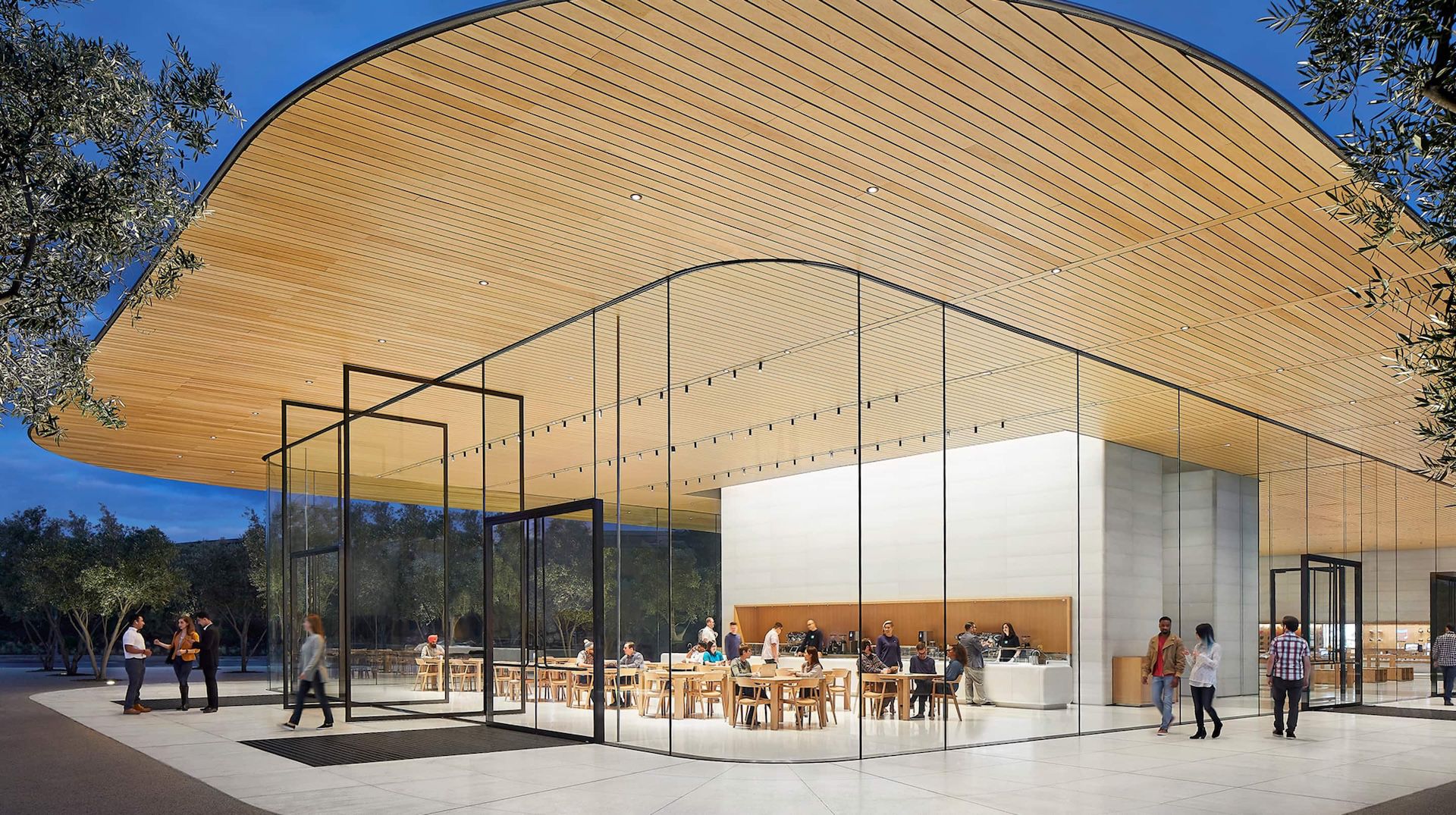 Apple Park 방문자 센터에 ‘업데이트 진행 중’이 있습니다